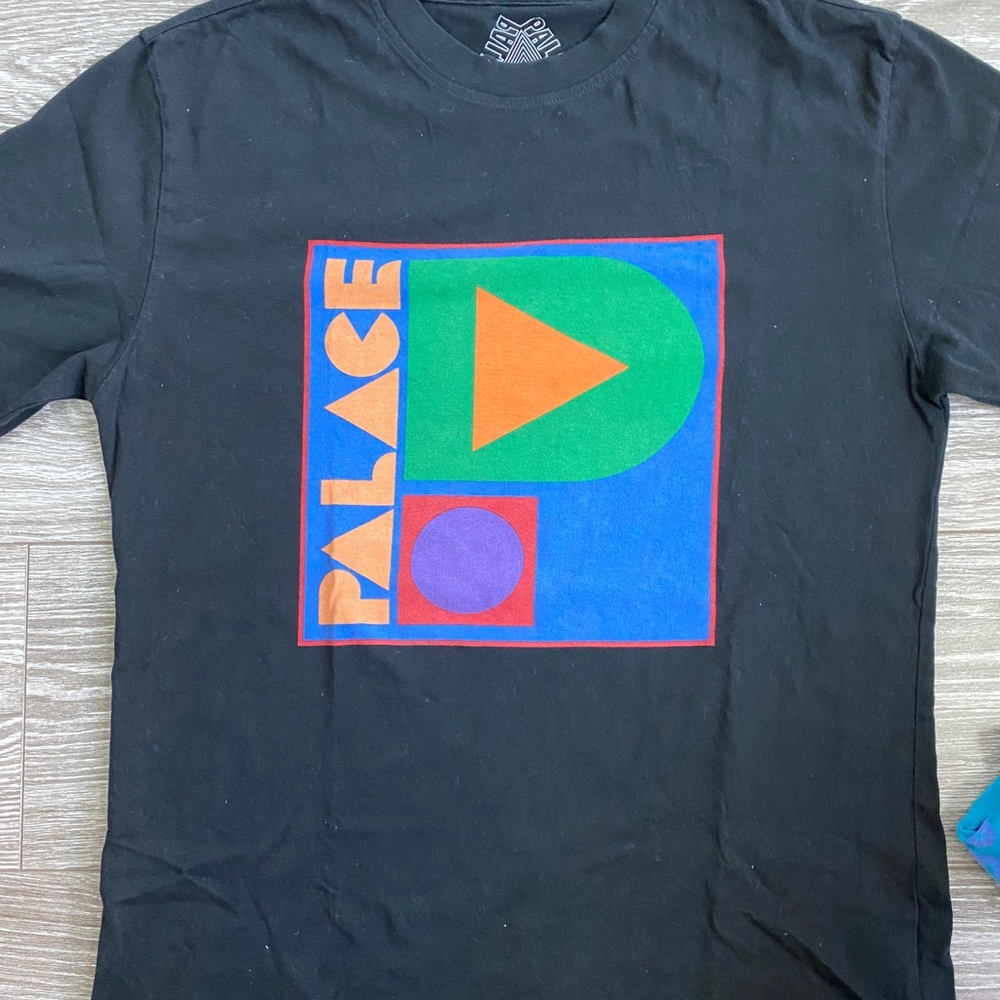 Palace t shirt